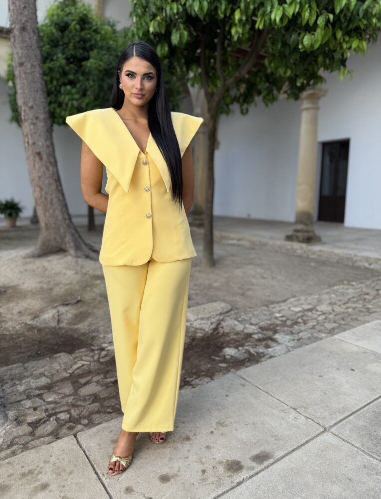 Conjunto Noa Amarillo