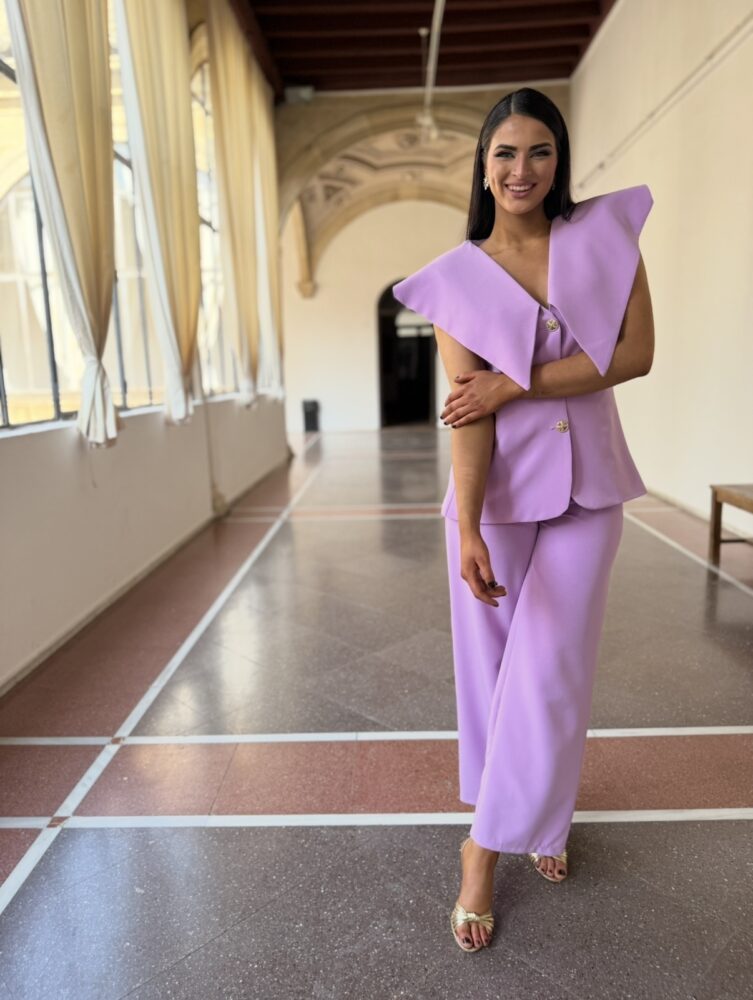 Conjunto Noa Violeta